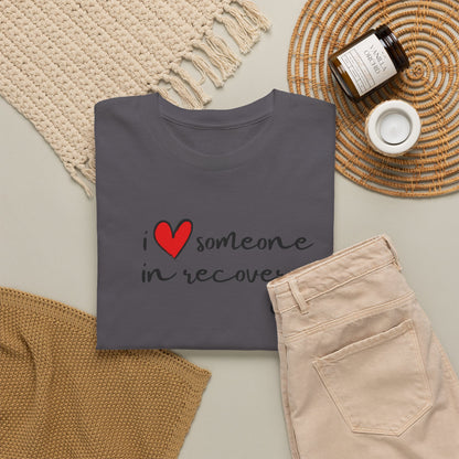 I ❤️ someone in recovery T-Shirt Red heart